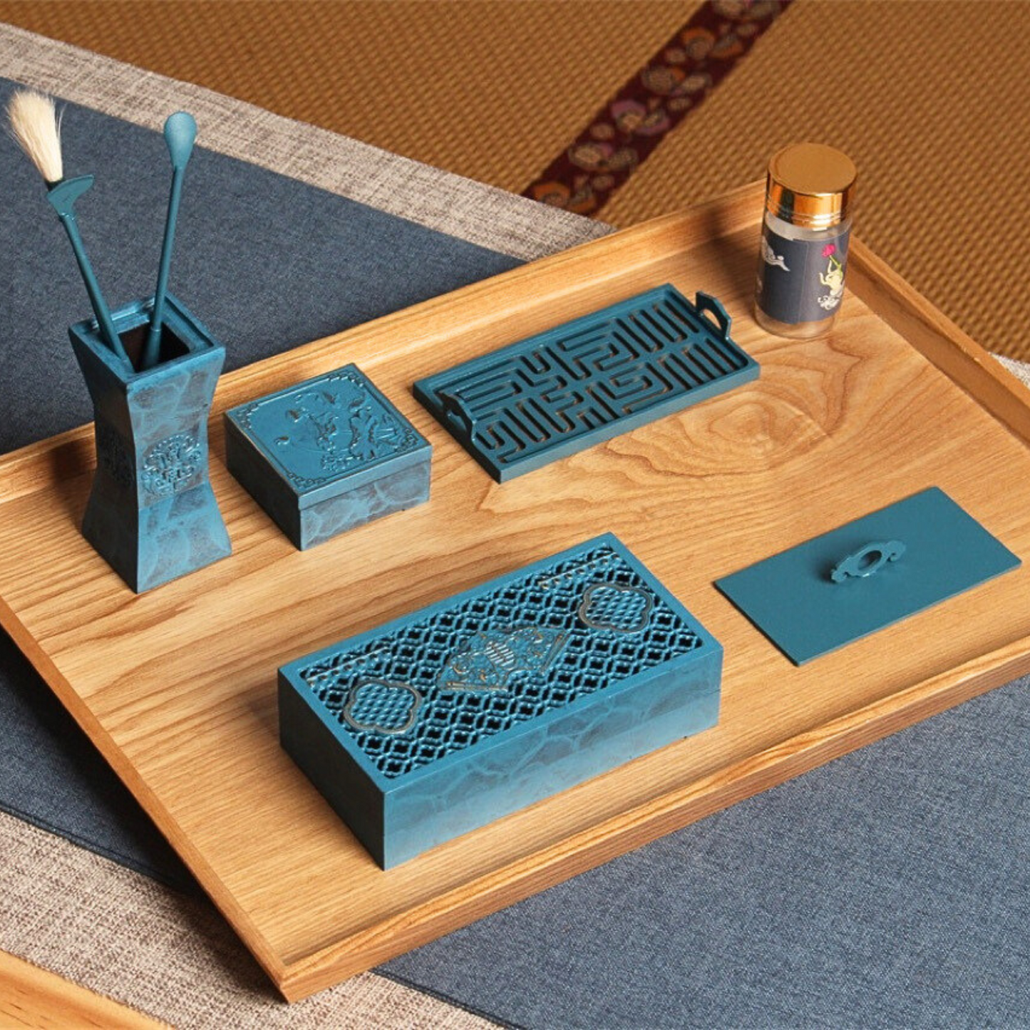 Luxury Kit Cobre Rectangular Azul Estuche Madera Incluye Ceniza Blanca (60g) e Incienso (60g)