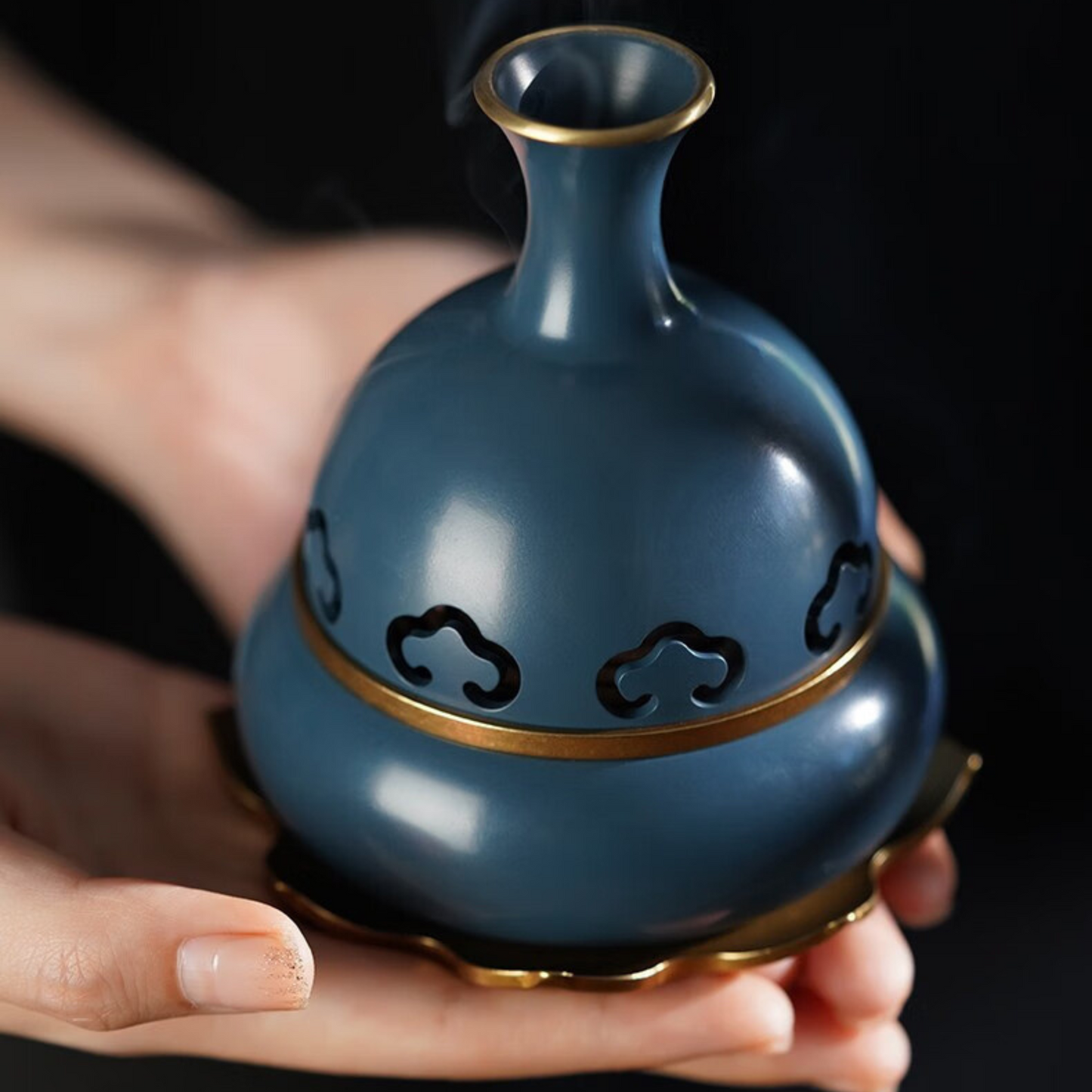 Exclusive Blue and Gold Flower Incense Burner